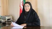 خانم دکتر الهه حق گشایی در حال توضیح طرح خدمات رایگان دندانپزشکی برای بیماران خاص مراغه