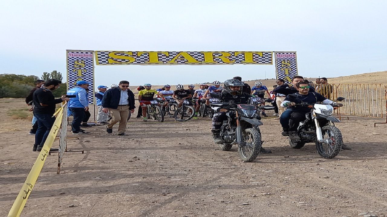 مسابقات دوچرخه سواری کوهستان در مراغه