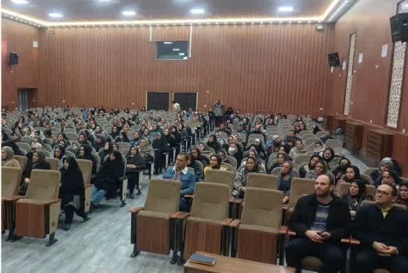 کارگاه آموزش پیشگیری از رفتار‌های خودآسیب‌رسان در مراغه