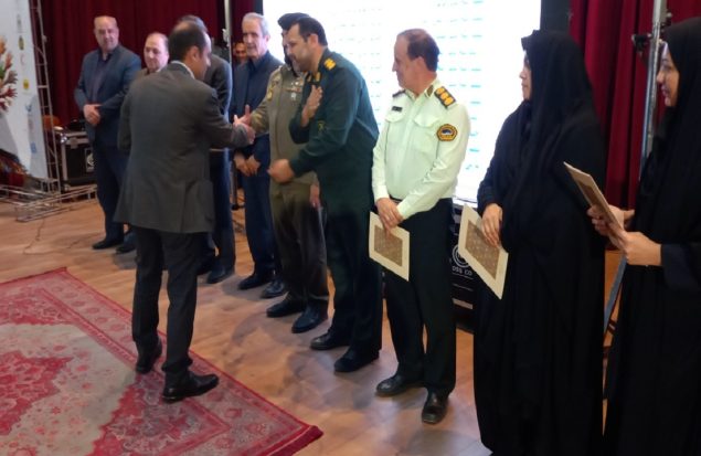 تجلیل از داوطلبان سلامت و حامیان جوانی جمعیت در مراغه